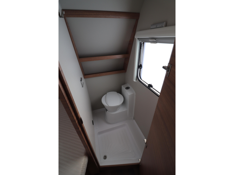 Weinsberg CaraOne Edition HOT 450 FU Frans Bed Tent Luifel  foto: 11