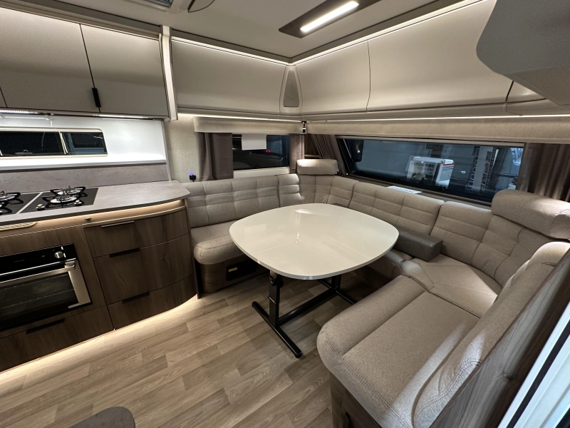Kabe Royal 600 D XL Modelo 2026 - KingSize foto: 3