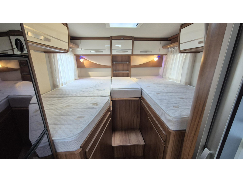 Hymer Exsis 578 Lengtebed + Hefbed Euro 6  foto: 8