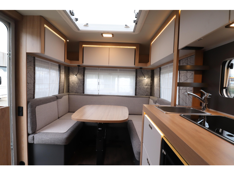 Knaus Sport Platinum 450 FU AKTION - 200 Foto: 16