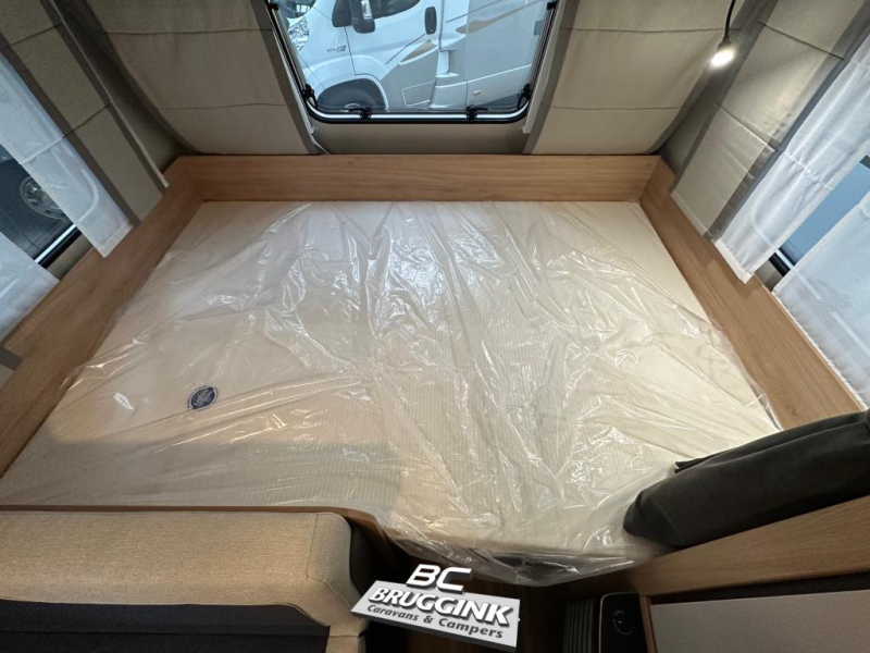 Knaus Sport 500 QDK 3-TIER BUNK BED!! 6-P photo: 7