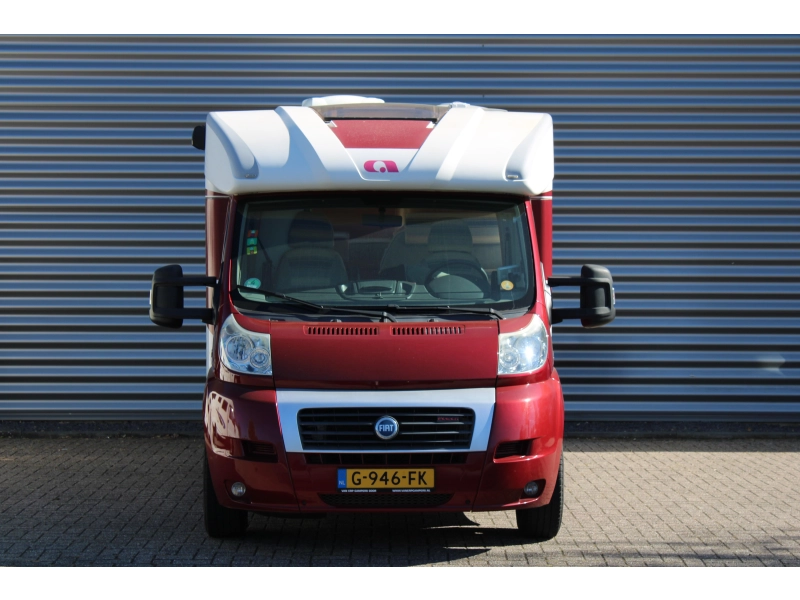 Adria Coral 660 SL 160PK Lengtebedden Airco  foto: 19