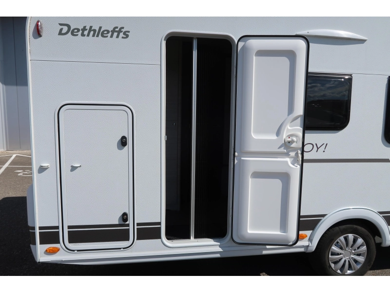 Dethleffs C'Joy 480 QLK ZGAN EN MET VOORTENT  foto: 15