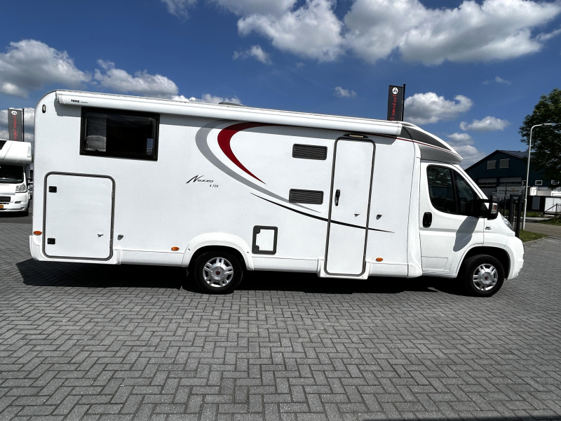 Bürstner Nexxo 728 T Enkele-bedden/2015/Euro-5  foto: 19