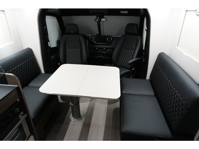 Adria Coral MB Supreme 670 DL Foto: 12
