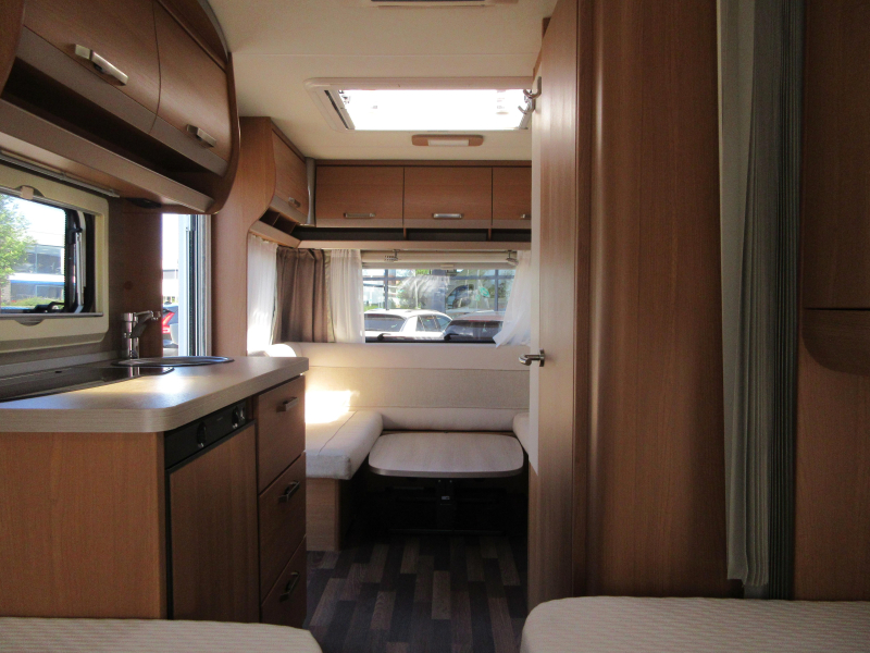 Knaus Sport 460 EU WITH AIR CONDITIONING AND MOVER photo: 3
