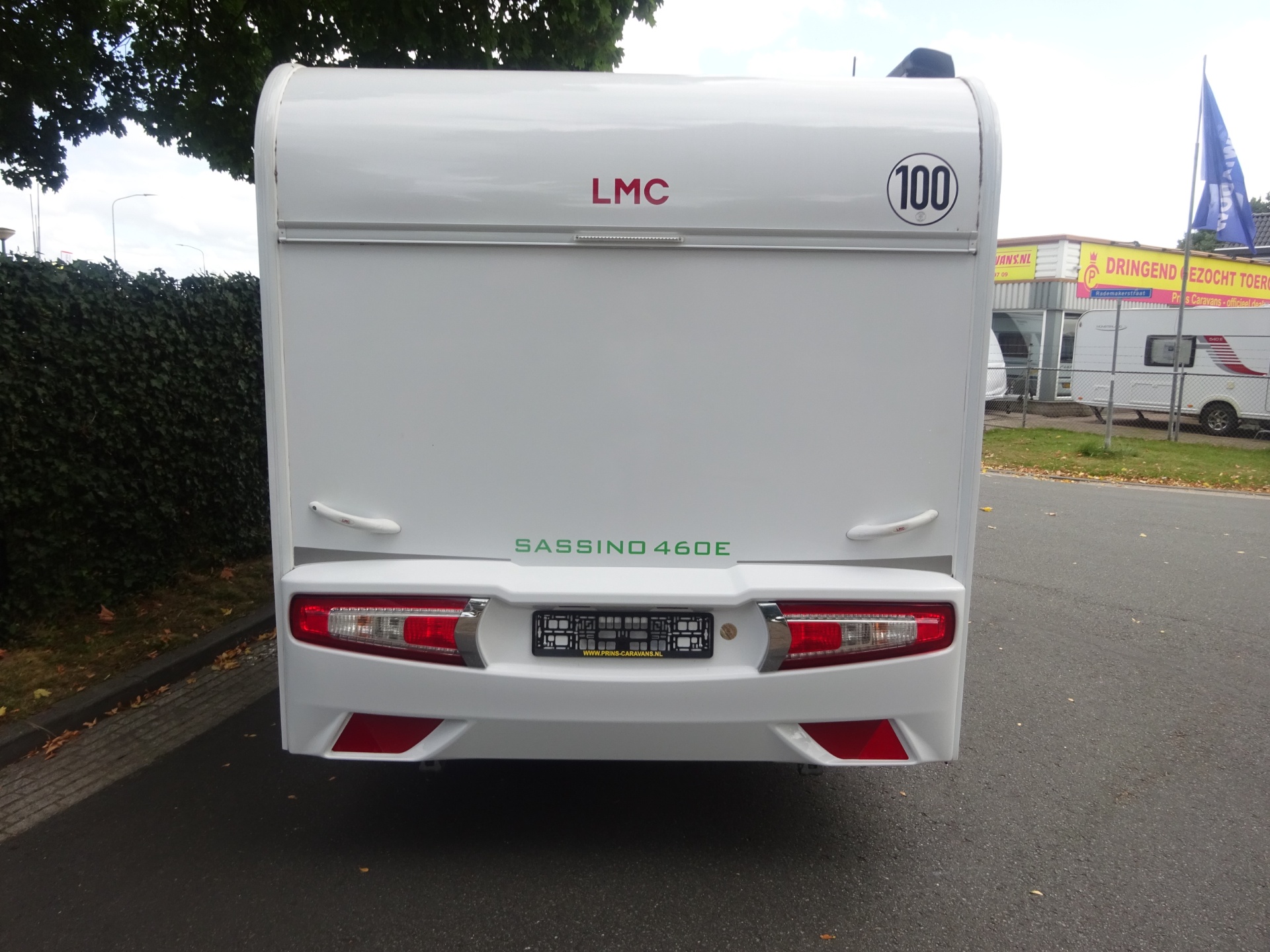 Lmc Sassino 460 LU Enkele Bedden/Vaste Luifel foto: 4