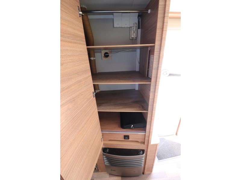 Weinsberg CaraOne Edition HOT 450 FU Frans Bed Tent Luifel  foto: 14