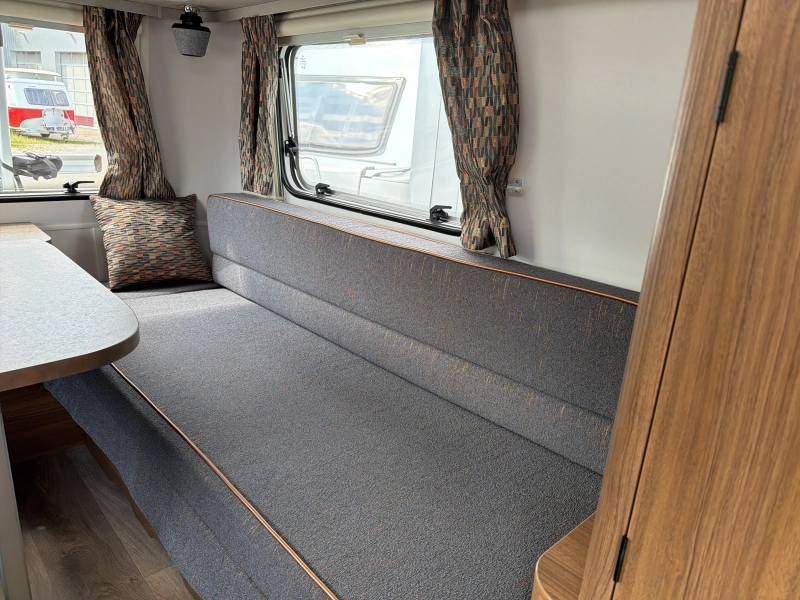 Eriba Touring 420 Legend Mover Markise Foto: 4