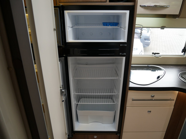 Chausson 614 Welcome, Hefbed, Dwarsbed, XXL Garage!! foto: 13