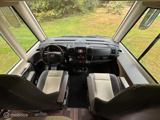 Knaus 650 MEG Sky plus Fiat 2.3 150Pk Automatic | Single beds | Lift-bed | Roof air conditioning |Shower/toilet | XXL Garage | Satellite TV|TOP CONDITION photo: 18