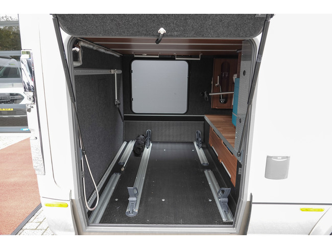 NIESMANN BISCHOFF Arto 79 E 180Pk Automatic | Air suspension | Level system | Top cabinets photo: 21