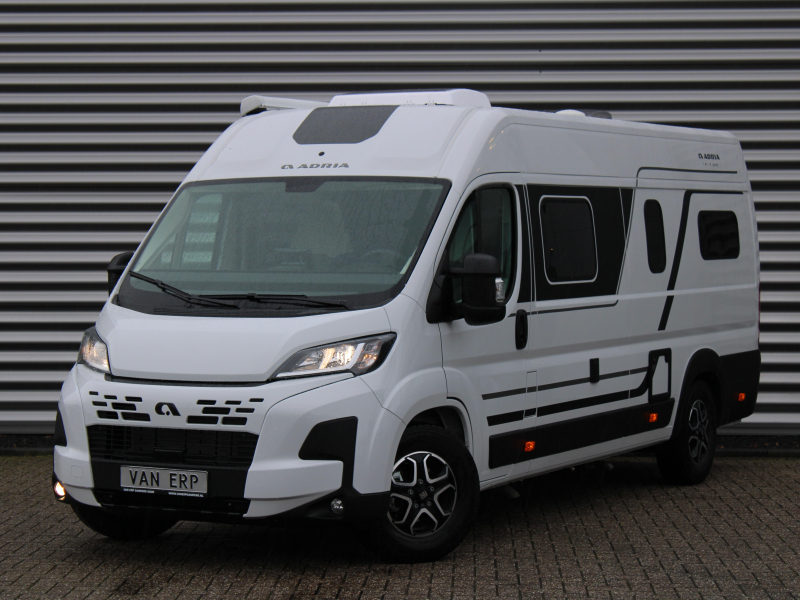 Adria Twin 640 SGX 140PK Automatic Towbar photo: 1