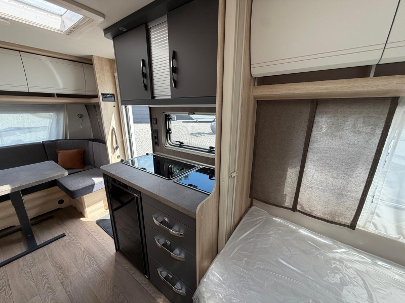 Hobby De Luxe 460 LU MODELO 2027 foto: 10