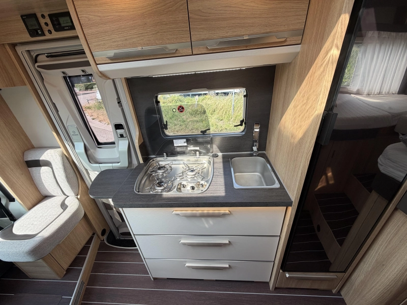 Knaus Sky TI 650 MEG Platinum Selection photo: 9