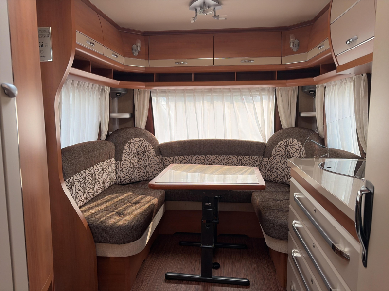 Hobby Excellent 460 UFE Mover/Thule/Isabella foto: 7