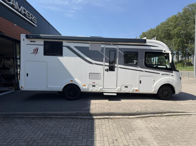 RAPIDO M96 Queensbed EP Level 2X Airco Omvormer Zonnepaneel foto: 5
