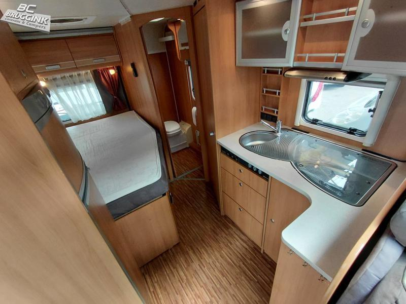 Dethleffs Advantage 6501 B - FRANS BED - B RIJBEWIJS  foto: 6