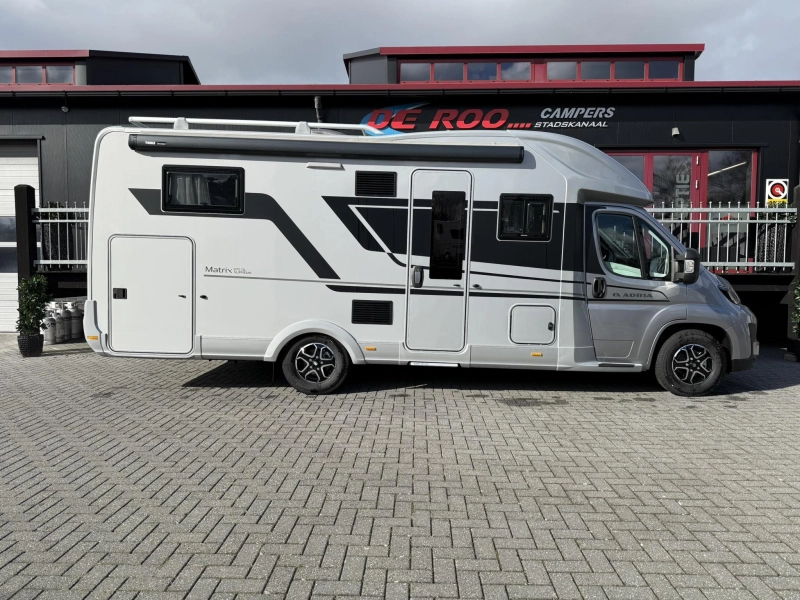 Adria Matrix Supreme 670 DL Automaat - 180PK - 44H  foto: 4