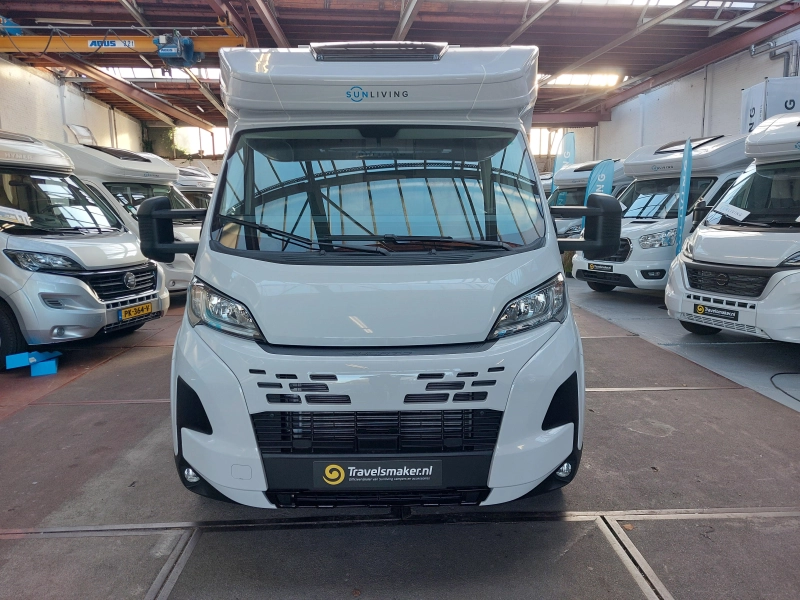 Sun Living S 72 DL Special Edition &euro; 90.000 foto: 12
