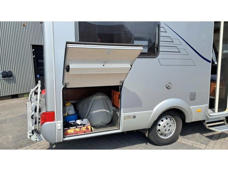 Hymer B654 CL Luftfederung / 3500/4000KG Foto: 6