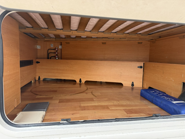 LMC Liberty ti 662 160 pk Fransbed dakairco fietsenrek luifel trekhaak achteruitrij-camera foto: 5