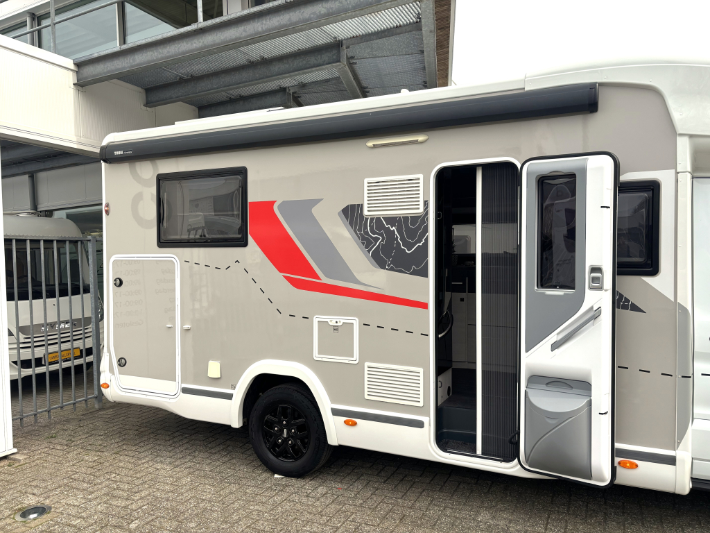 Challenger Graphite 268 AUTOMAAT QUEENSBED HEFBED F2F 2023 foto: 7