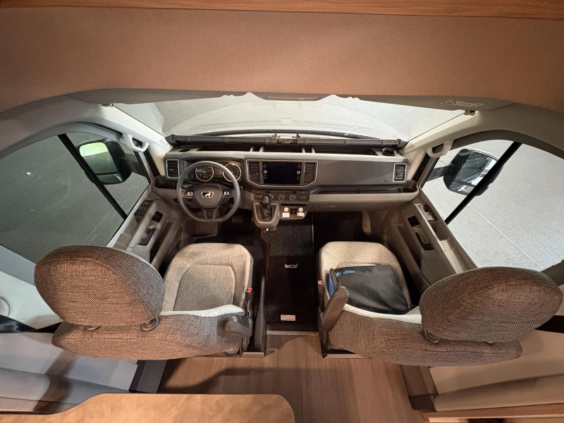 Knaus Van TI Plus 650 MEG MAN automaat - luchtv.  foto: 11