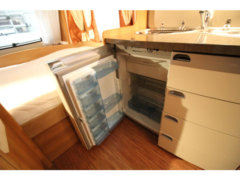Hobby La Vita Bionda 455 UF Avance + toldo VT. foto: 13