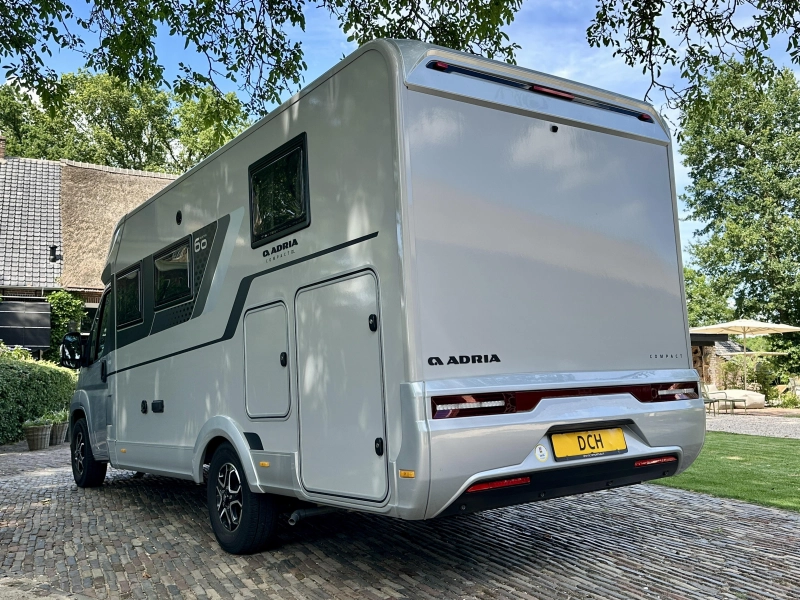 Adria Compact DL 60 Years Selection | zeer compleet!  foto: 21