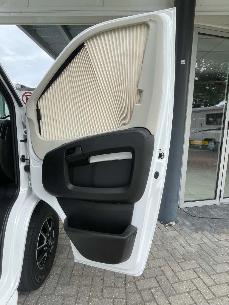 Dethleffs GLOBEBUS T6 GT CAMA QUEEN AUTOM&Aacute;TICA 6.99M foto: 14