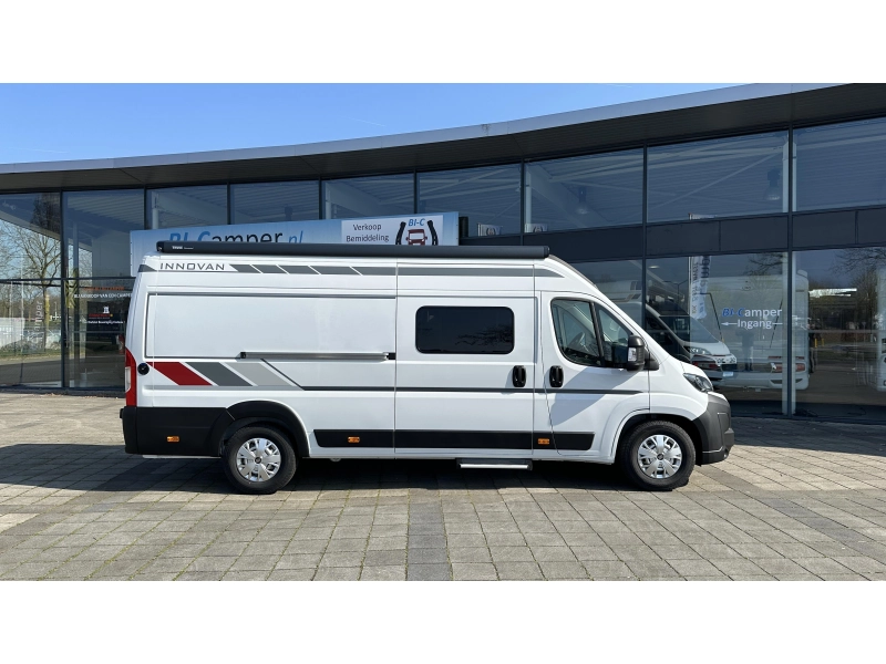 LMC Innovan 640 NIEUW!AUTOMAAT/ACTIEMODEL  foto: 2