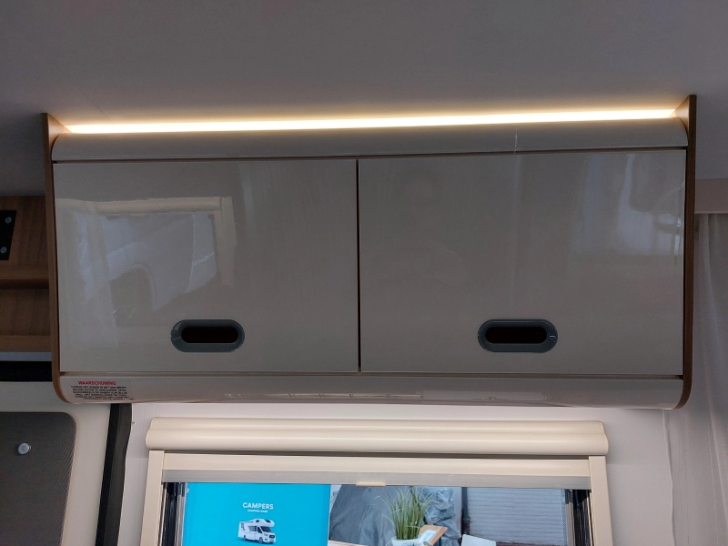 Sun Living S 65 SL Autom&aacute;tico/cama longitudinal/litio foto: 16