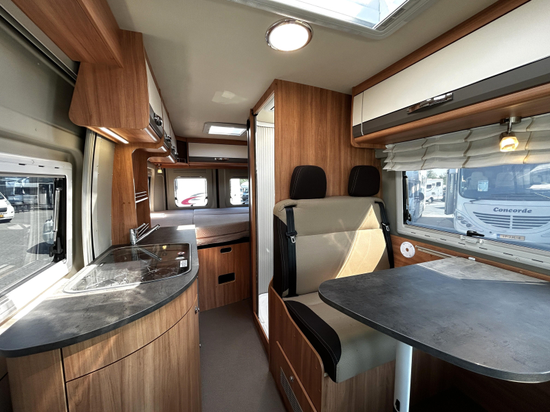 Pössl Summit Plus 600 Dwarsbed/2018/Euro-6/6.0M  foto: 7