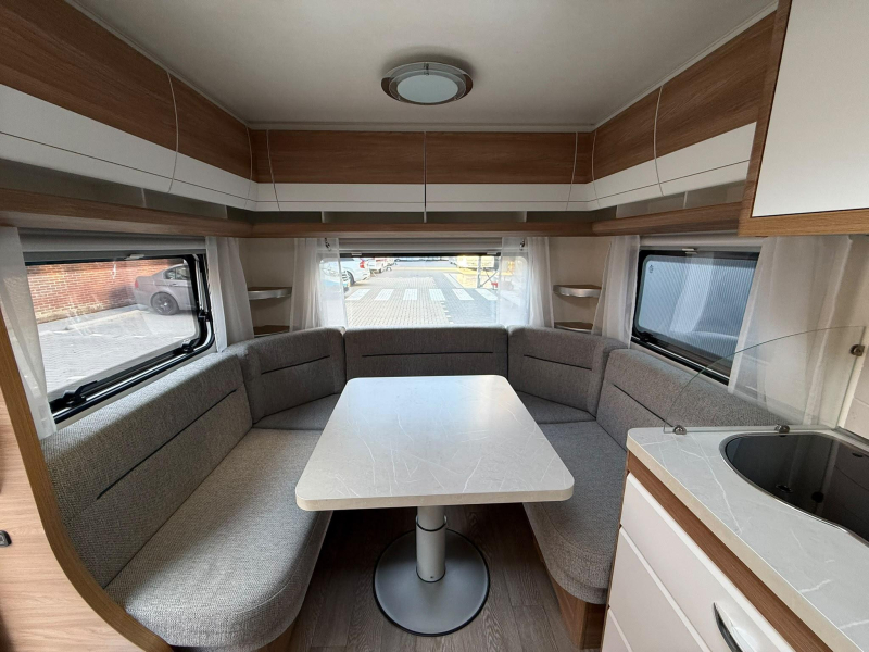 Hobby De Luxe 540 UL Top conditie!  foto: 13