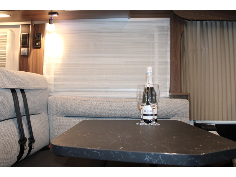 Hymer BMC-I 690 Levelsyteem / 9G Tronic  foto: 11