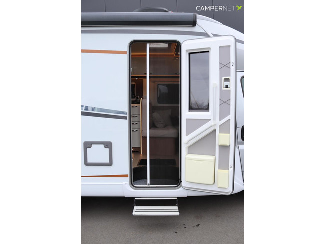 Bürstner Lyseo Harmony Line 140pk Automaat | Vlakke vloer! | Lengtebedden | Oven | Luchtvering | Luifel | Grote garage | Zonnepaneel | Co foto: 4