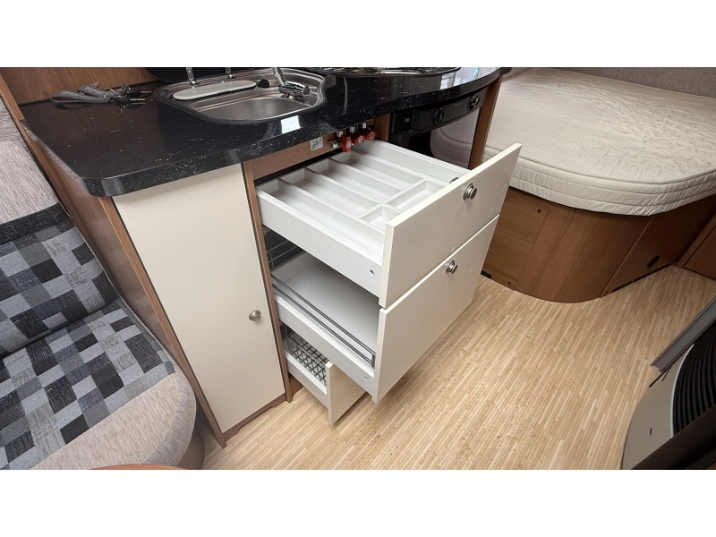 LMC Musica 470 D cama francesa asiento redondo inodoro foto: 5