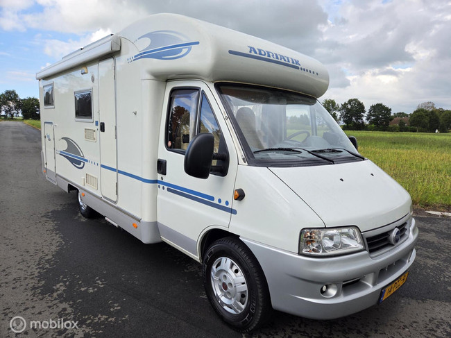 Adria Coral 660 enkele bedden 128pk ☆Trekhaak, 2004, Solar☆ foto: 0