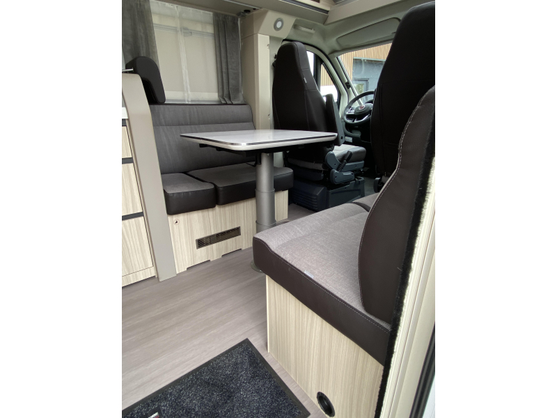 Adria Compact PLUS DL 3500km NIEUWSTAAT!  foto: 10