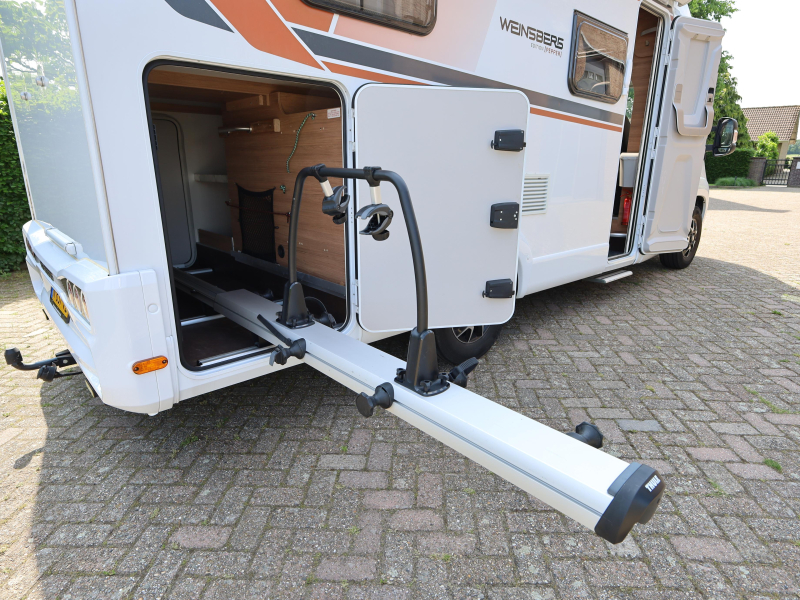 Weinsberg CaraCompact 600 MEG dakairco en trekhaak  foto: 17