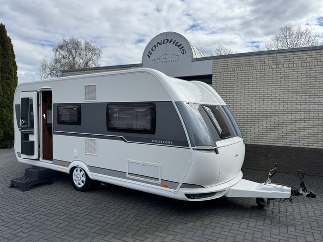 Hobby Excellent 495 UL avec lits jumeaux **Mover/ATC/1er propri&eacute;taire/Caravane tr&egrave;s soign&eacute;e** photo : 6