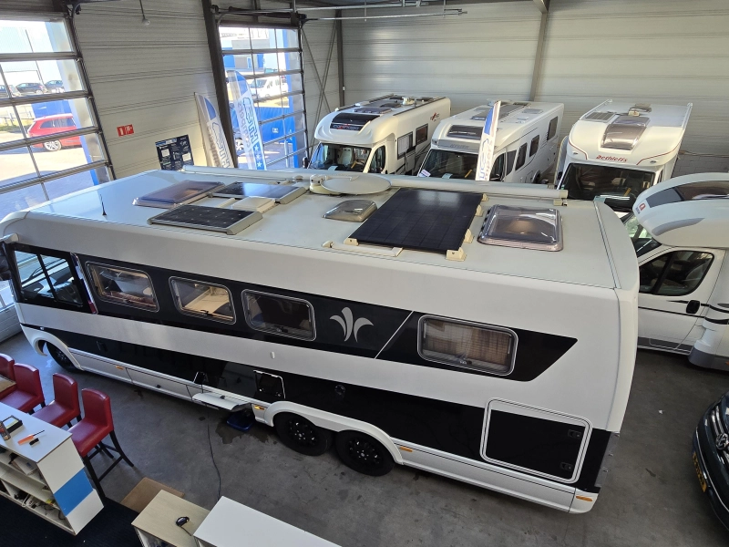 Niesmann+Bischoff Arto 85 LE Z.G.O.H B.J. 2015 Cloulin foto: 8
