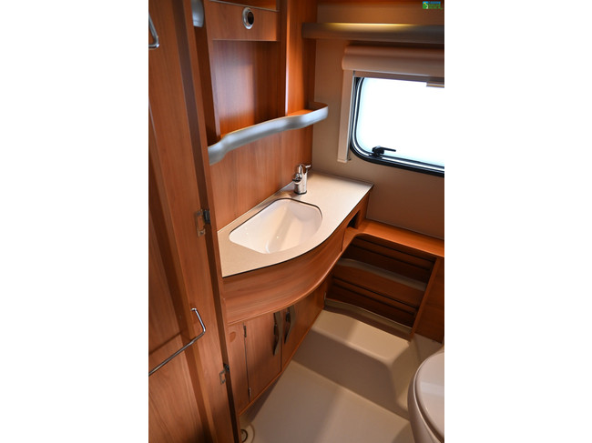 Eriba Touring Triton 420 foto: 21