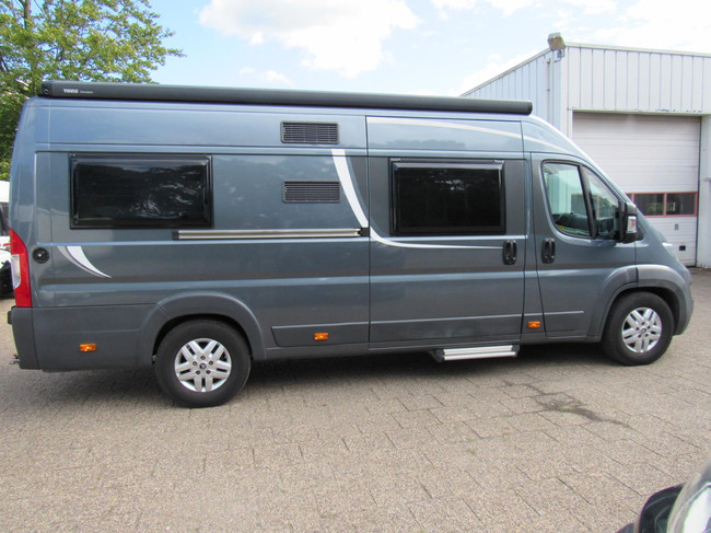 Pössl 640 Roadcruiser Buscamper Enkelebedden Busbiker 2016 foto: 2