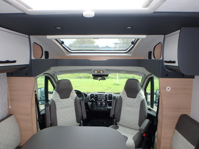 Knaus L!ve Ti 650 MEG Oferta Alquiler de autocaravanas foto: 15