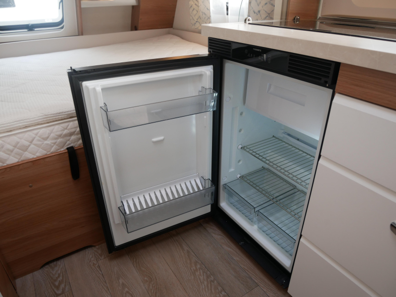 Hobby De Luxe 440 SF Incl. mover en fietsenrek  foto: 9