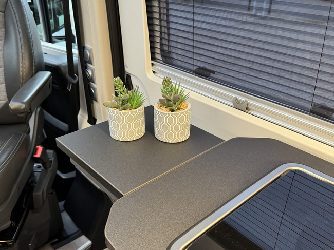 Adria Twin Supreme 640 SLB 160 pk AUTOMAAT 9-Traps Euro6 Fiat Ducato Maxi 4250 kg **Enkele lengtebedden/4 zitplaatsen/XXL Koelkast/Dak foto: 13