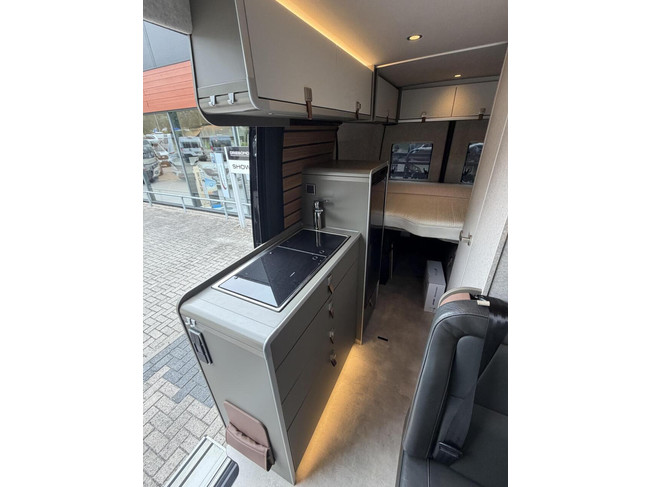 Hymer Grand Canyon 4X4 190PK Leer Hefdak Delta Facelift foto: 7
