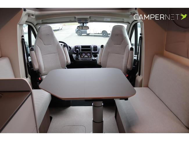 LMC Cruiser 750 EF 180cv Autom&aacute;tico | Calefacci&oacute;n di&eacute;sel | Cara a cara | Faros LED | Camas longitudinales | Ducha separada | Nuevo de la foto: 9
